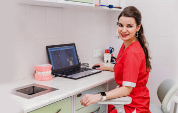 How to Choose Your Dentist for Dental Implants?
